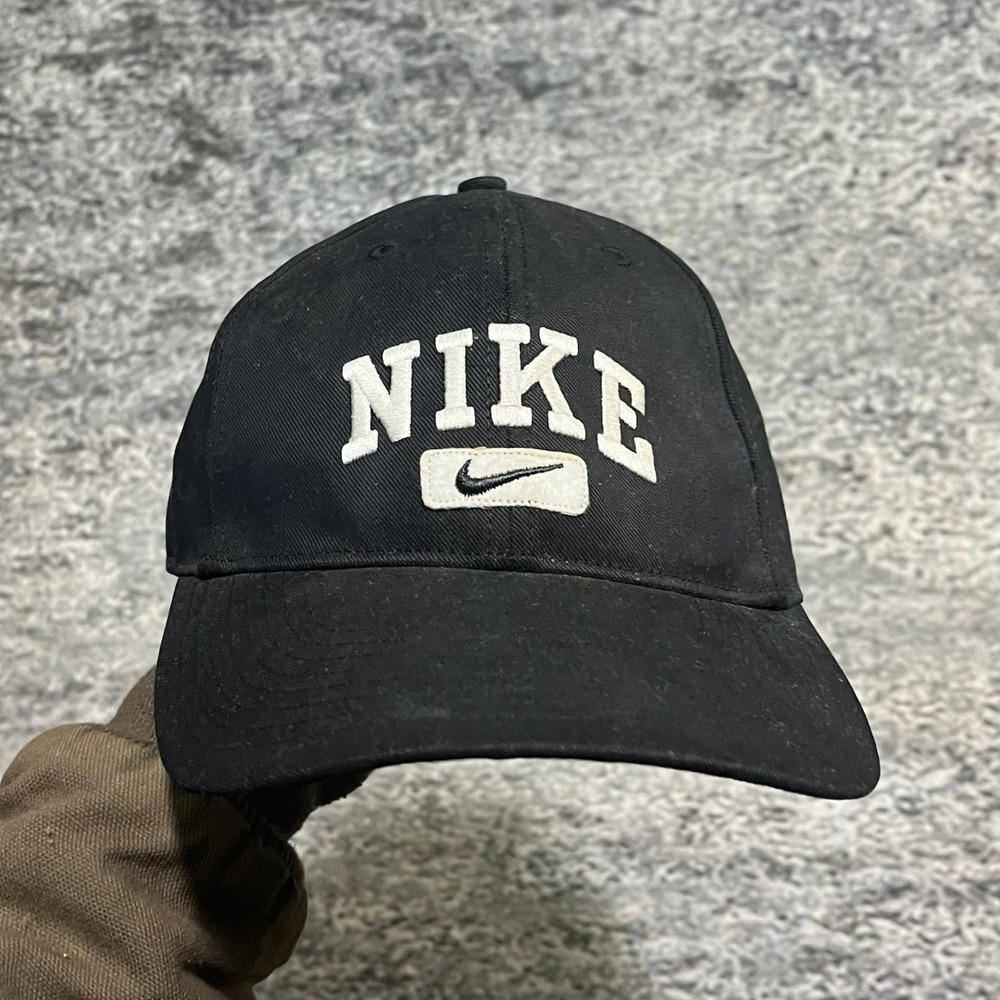 Nike Hat Mens Adjustable Black Y2K 2000s Embroidered Swoosh Logo Spell Out Cap